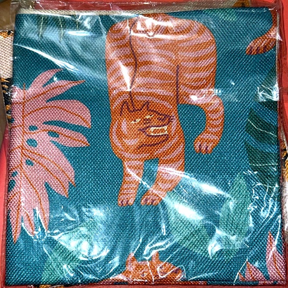 Tiger Pillow Cover | Pink / Orange Jungle Decor NWT - Picture 2 of 14